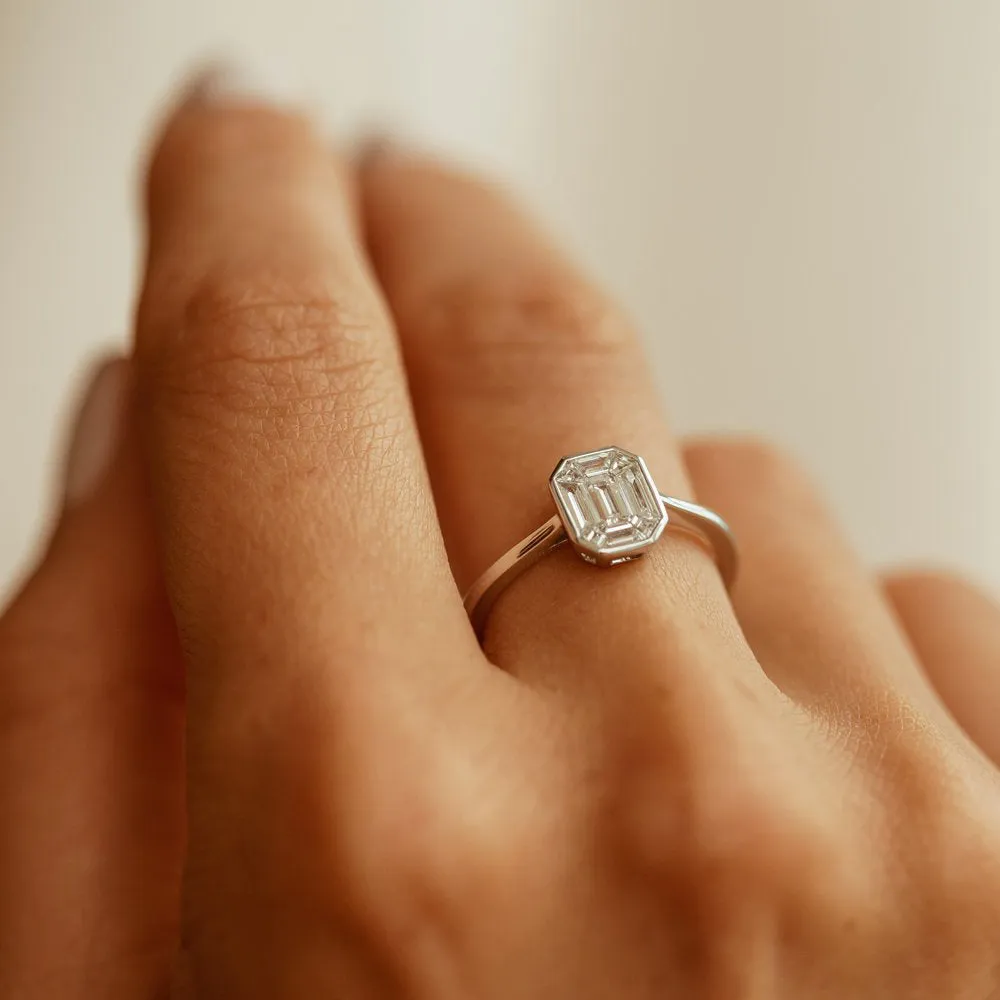 14k Emerald Cut Illusion Mosaic Solitaire Engagement Ring