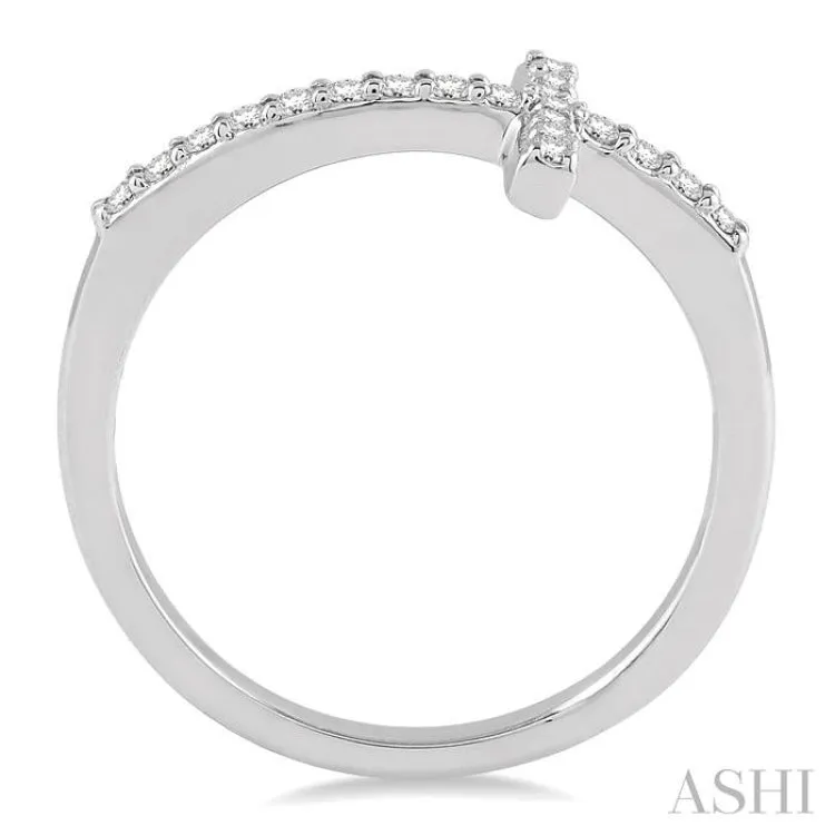 1/5 Ctw Round Cut Diamond Cross Ring in 14K White Gold