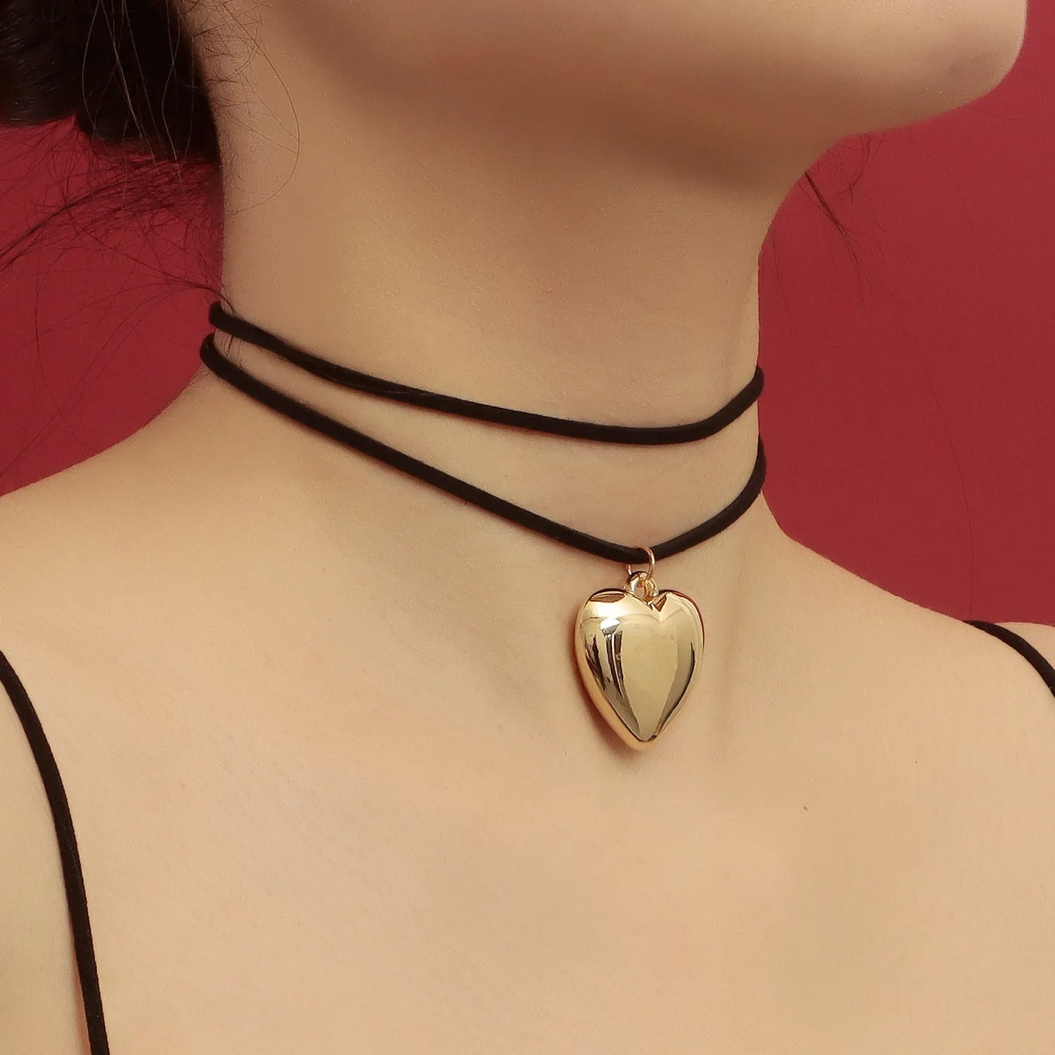 Adjustable Velvet Choker with Big Heart Pendant Necklace