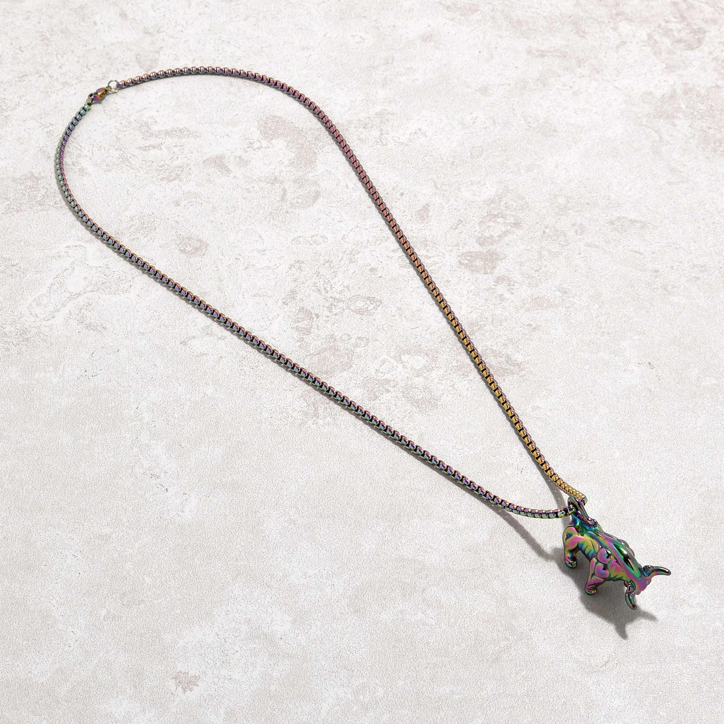 Aurora Borealis Bull Steel Hearts Necklace