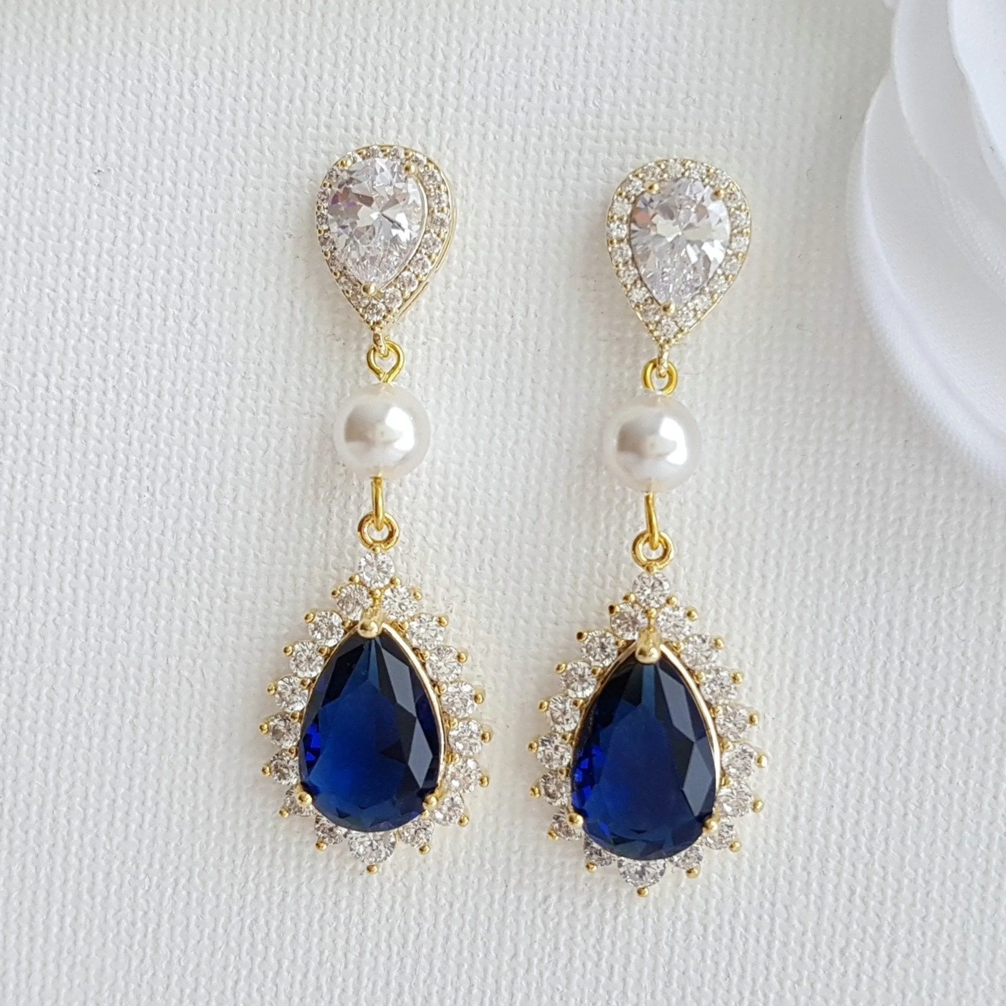 Blue Crystal Earrings Gold-Aoi