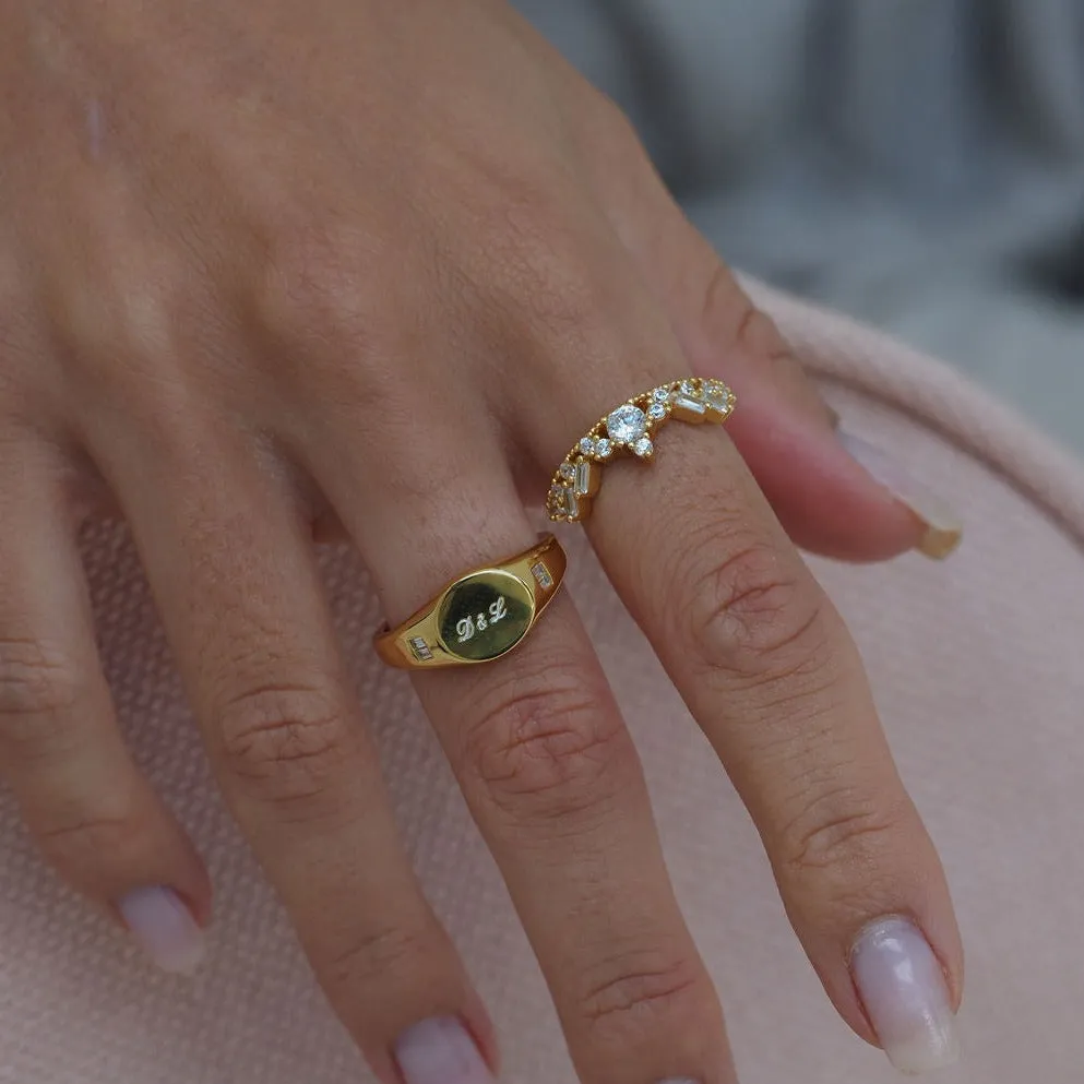 Treasure Crown Ring in Gold