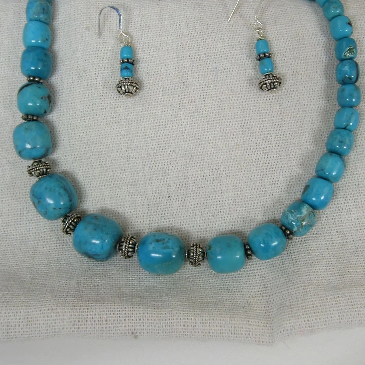 Turquoise Beaded Necklace & Earring A Classic Set