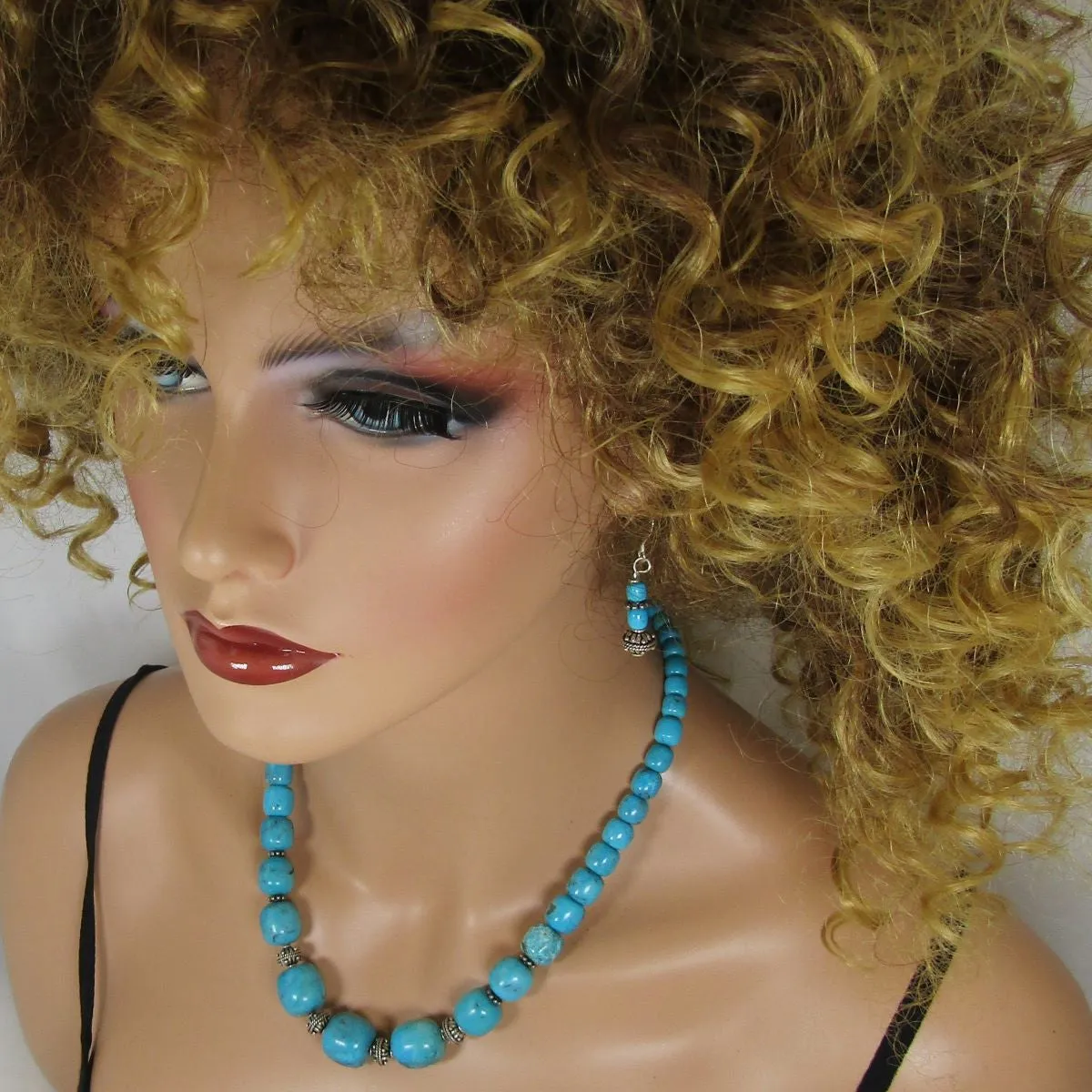 Turquoise Beaded Necklace & Earring A Classic Set