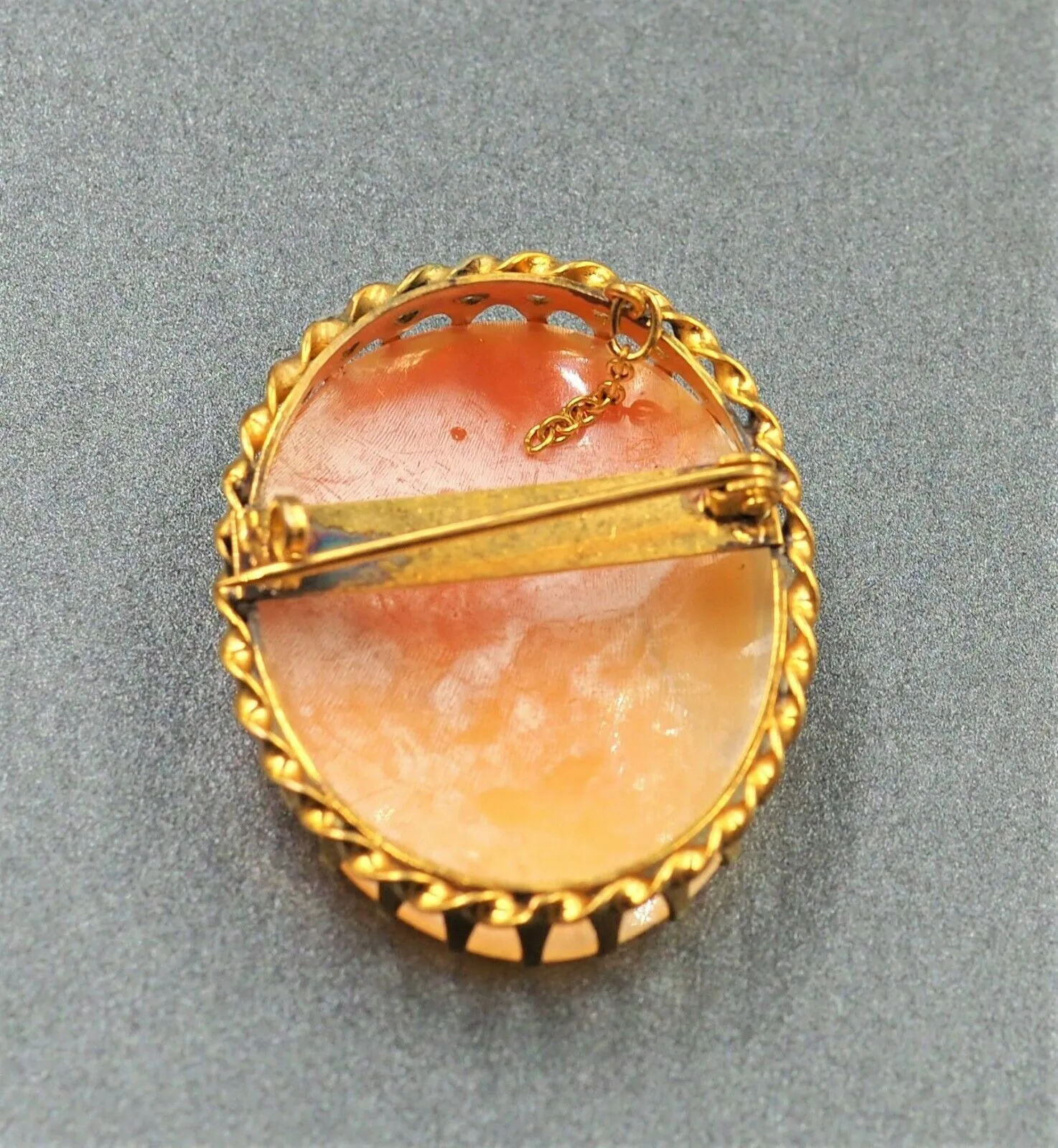 Vintage Gold Plated Cameo Brooch