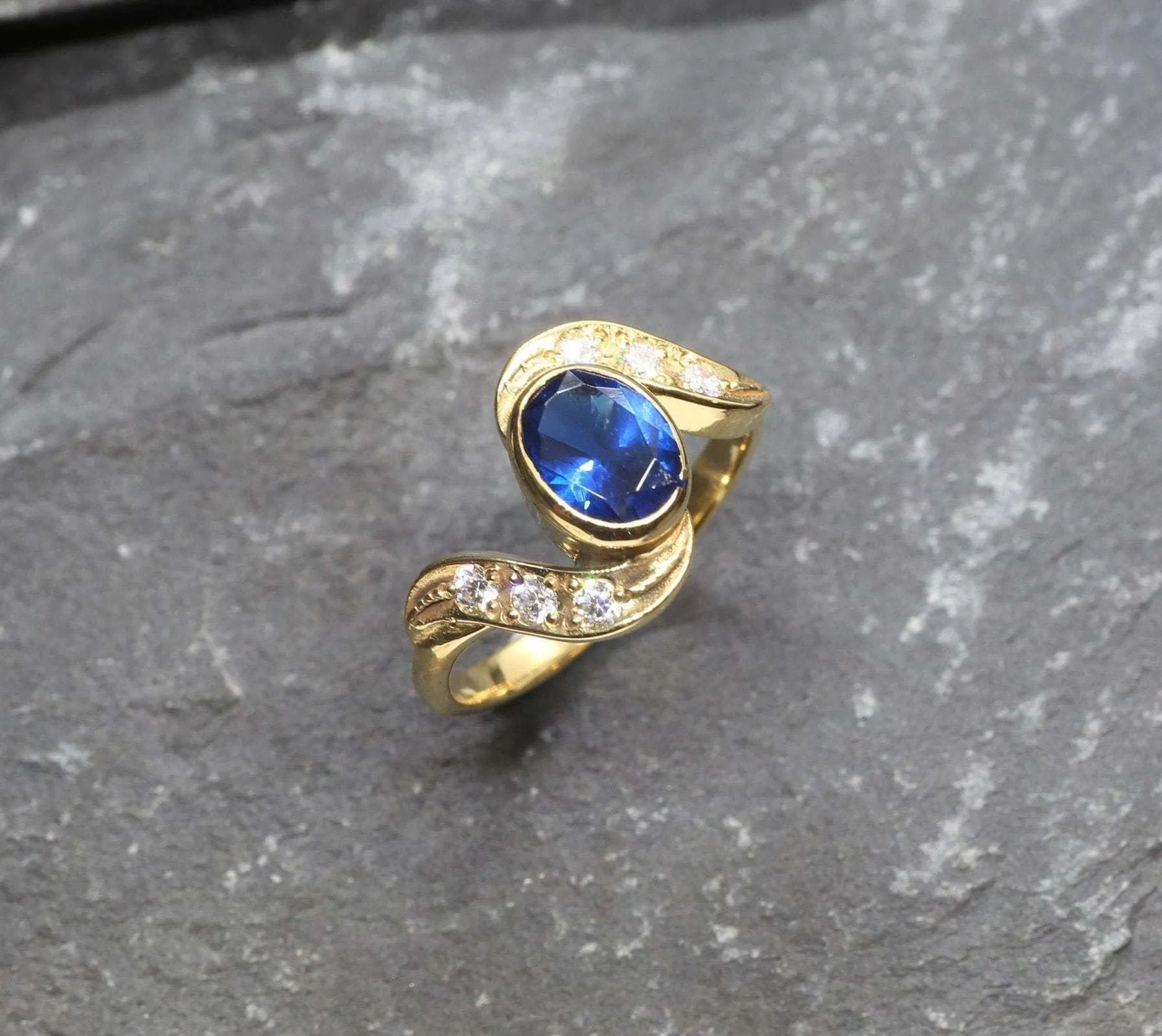 Vintage Sapphire Ring - Gold Antique Band, Oval Sapphire Ring, September Birthstone Ring