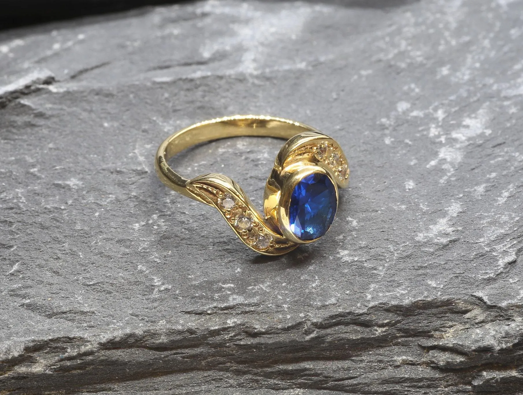 Vintage Sapphire Ring - Gold Antique Band, Oval Sapphire Ring, September Birthstone Ring